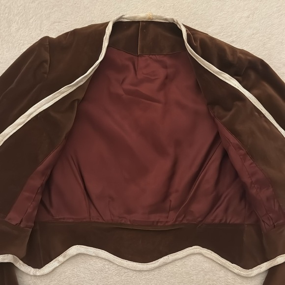 Vintage Cropped Vevleteen Blazer - Picture 7 of 9
